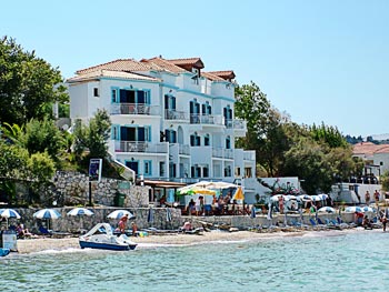 Filoxenia beach hotel store zante